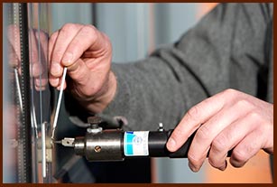 Springdale Locksmith Service Springdale, PA 412-533-9236