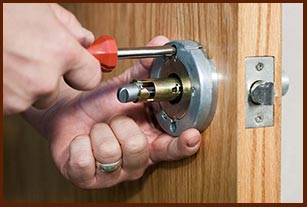 Springdale Locksmith Service Springdale, PA 412-533-9236